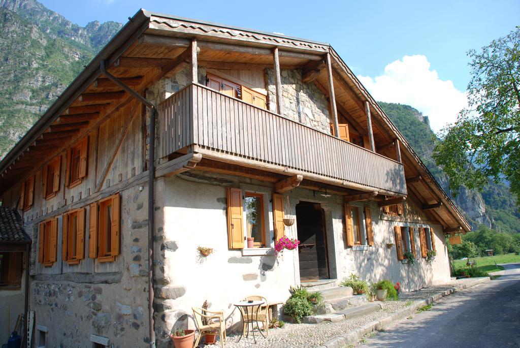 Bioagriturismo Casa Essenia Farm stay *